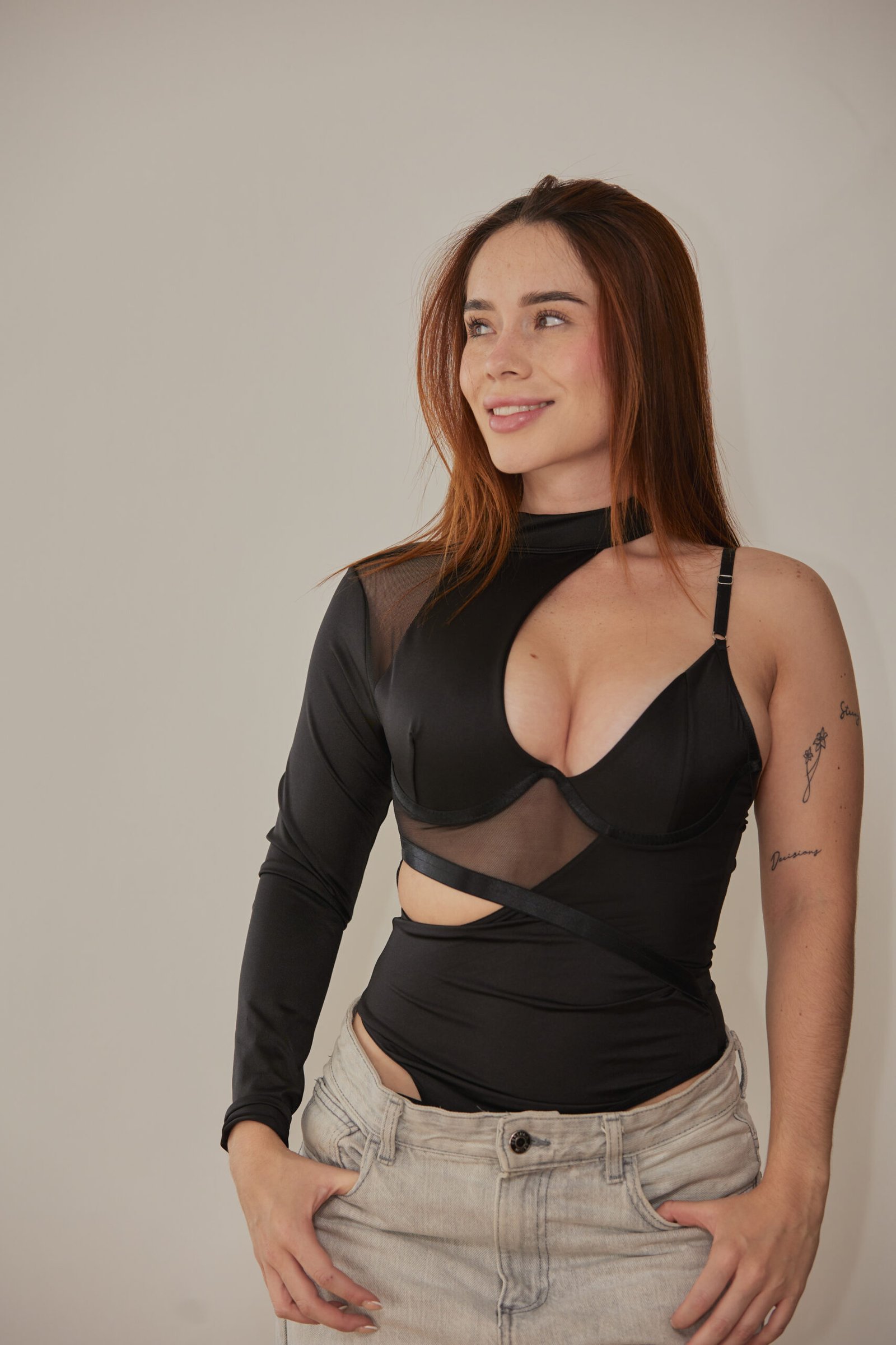 Body Medio Beso – Sensualidad Sutil y Ajuste Perfecto